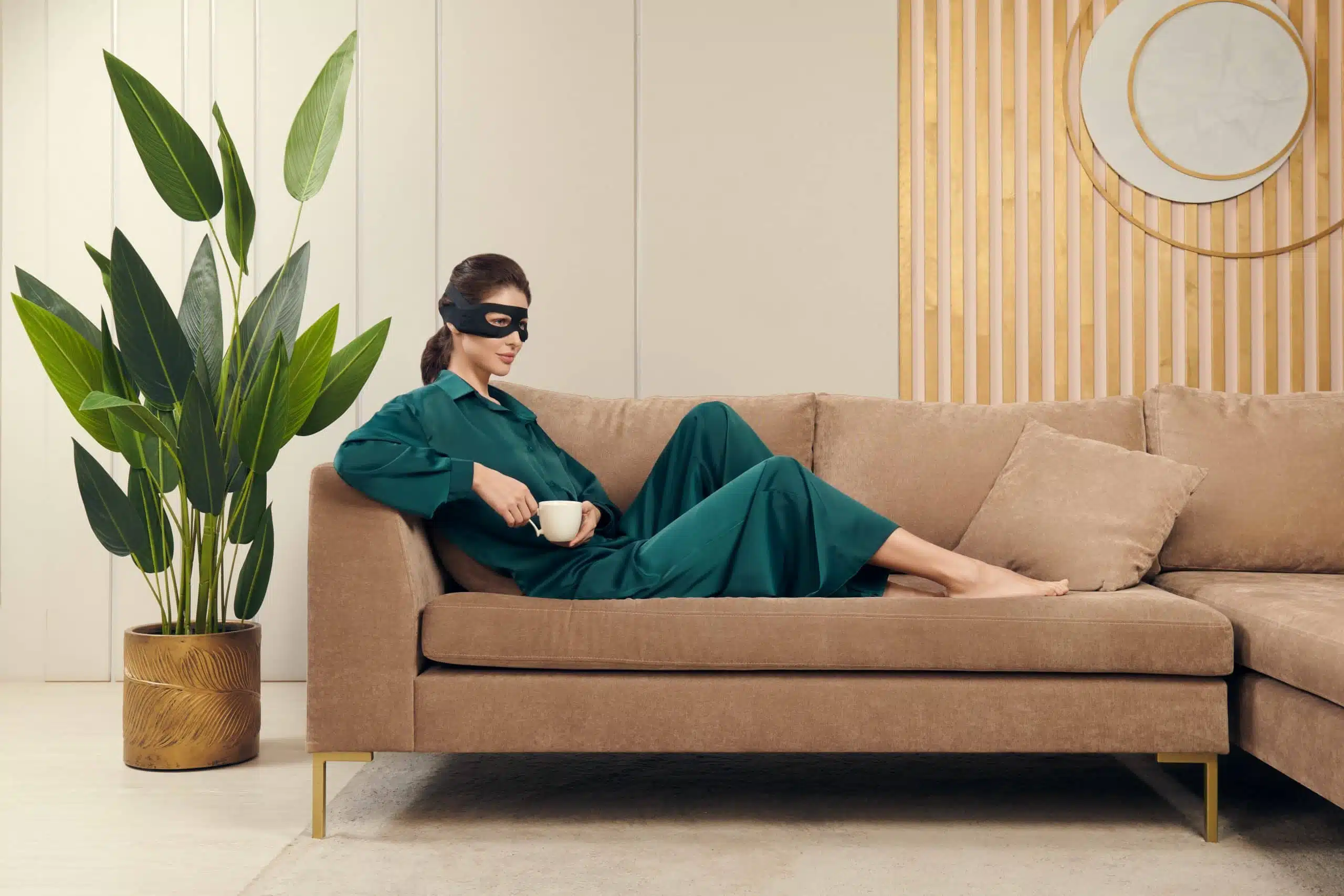 YA-MAN EMS Medi Lift Eye маска для безоперационной блефаропластики и омоложения кожи вокруг глаз — изображение 4