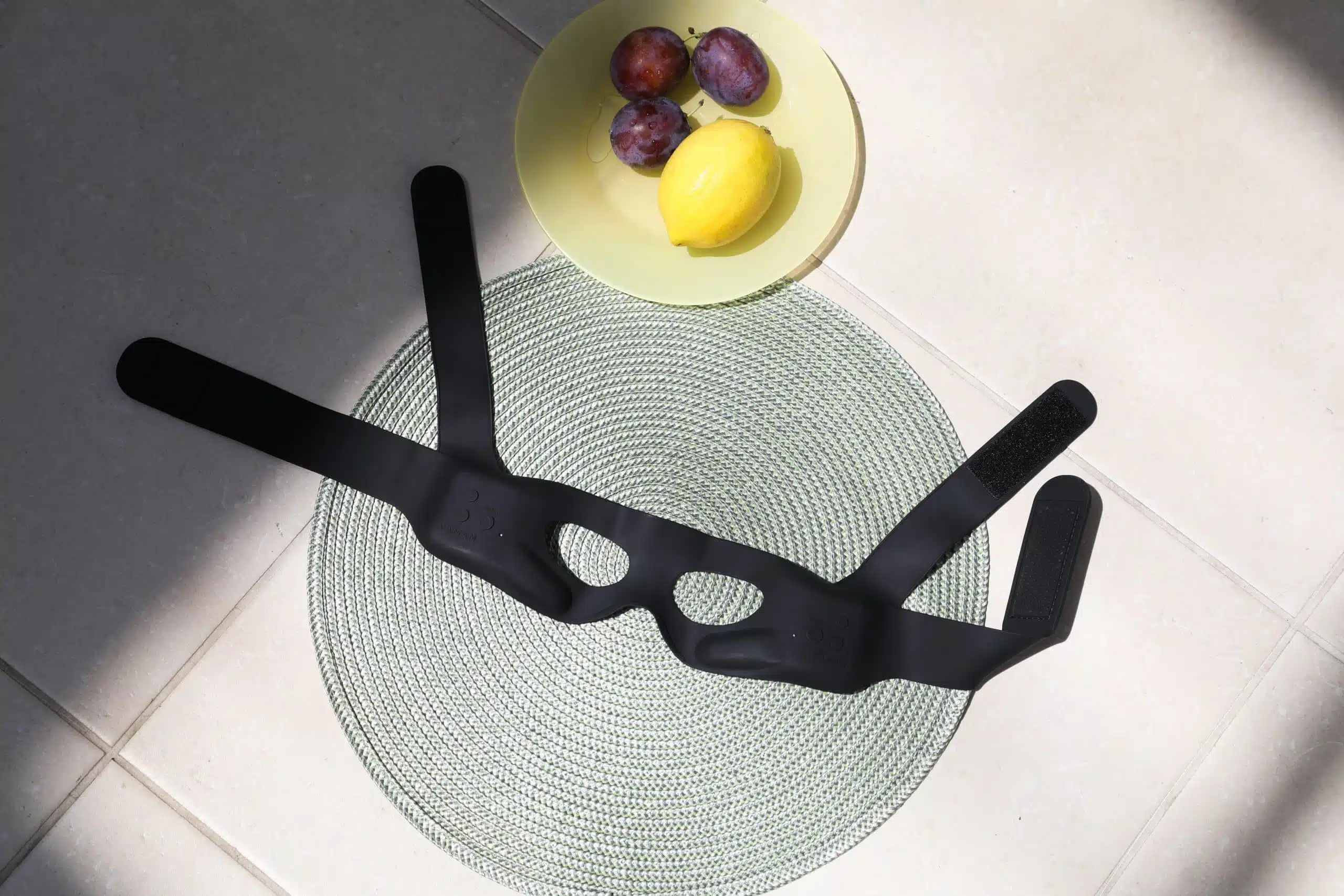 YA-MAN EMS Medi Lift Eye маска для безоперационной блефаропластики и омоложения кожи вокруг глаз — изображение 9