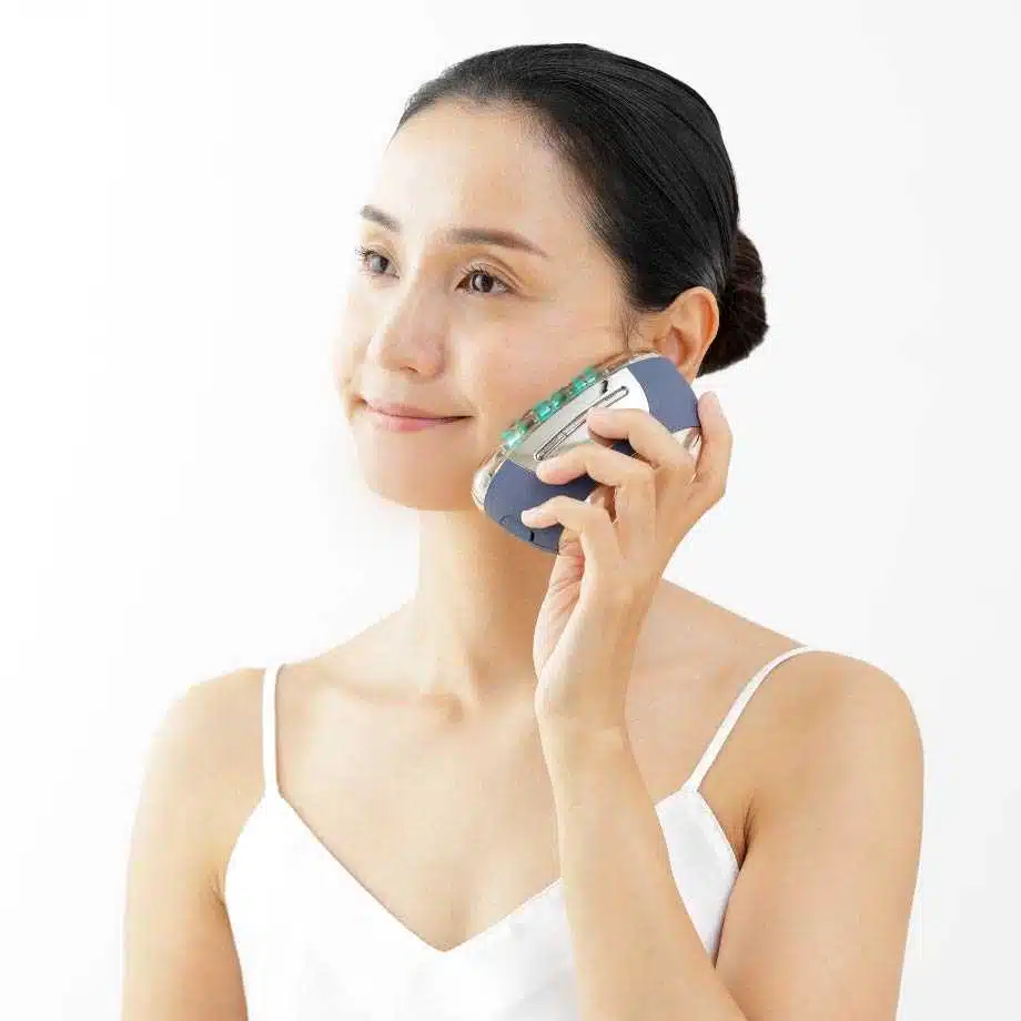 YA-MAN Liftlogy SP - жаңа ұрпақтың бет-бейнесіне арналған EMS құрылғысы. Бизнес класс үлгісі. - кескін 4